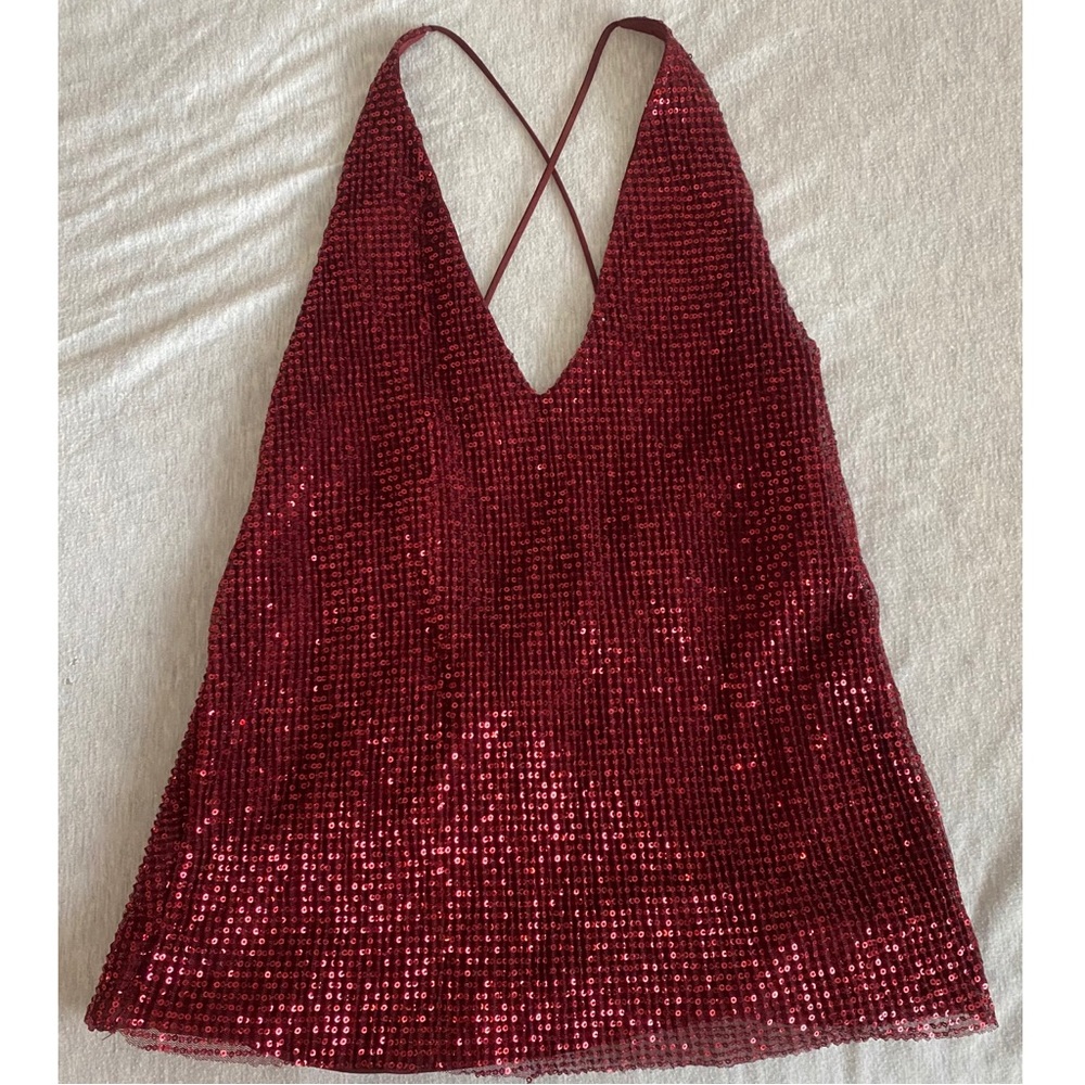 Gorgeous & Festive Sequined Halter Top Size XS PERFECT for Valentine's Day!